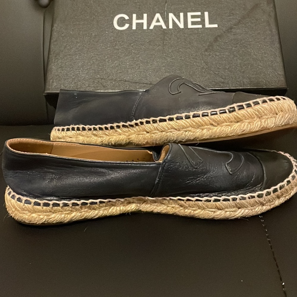 Chanel espadrilles navy and black - Picture 3 of 5